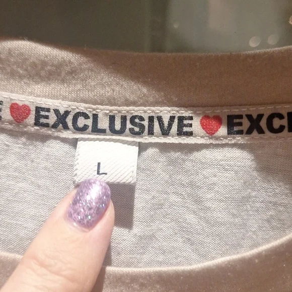 Cream T - Picture 3 of 4